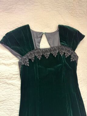 Vintage Dark Emerald Green Velvet Maxi Dress Gothic Formal Holiday Lace Size 8